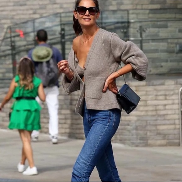 KHAITE NWT Scarlet Cashmere Cardigan Sweater Barley, size Medium - Picture 13 of 16